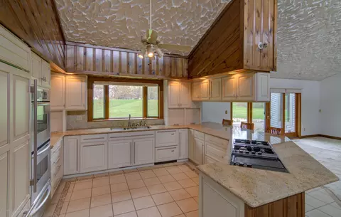 4920 Malpaso, Lansing, MI 48917 photo 8