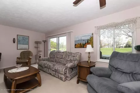 2032 Blue Lac Dr, Haslett, MI 48840 photo 7