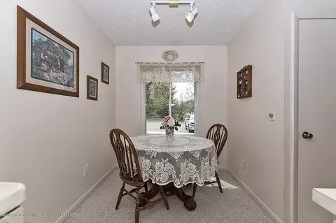 2032 Blue Lac Dr, Haslett, MI 48840 photo 2