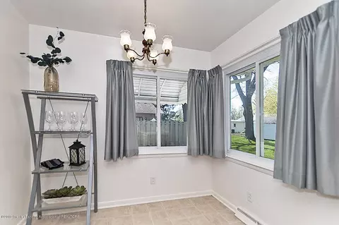 1207 Devonshire Ct, Owosso, MI 48867 photo 11