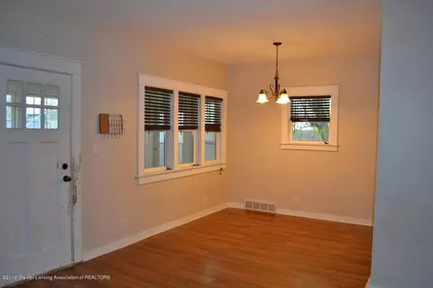 213 N Hemlock Rd, Hemlock, MI 48626 photo 3