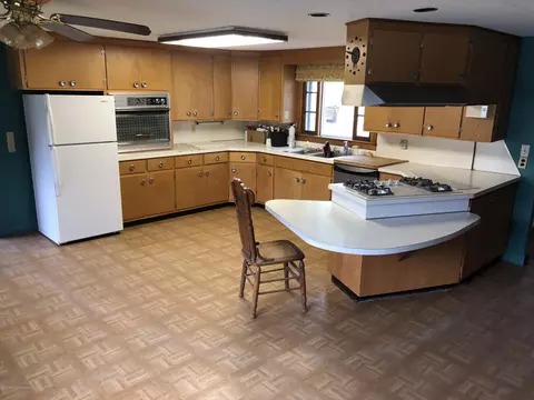 301 W North St, Ithaca, MI 48847 photo 6