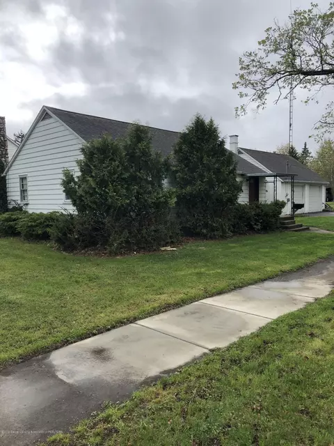 301 W North St, Ithaca, MI 48847 photo 2
