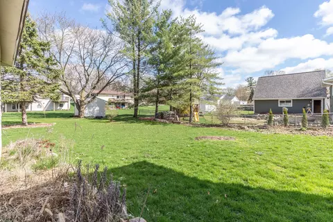 314 N Bridge St, Dewitt, MI 48820 photo 32