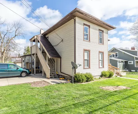 314 N Bridge St, Dewitt, MI 48820 photo 2