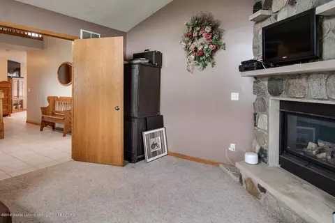 10777 W Cutler Rd, Eagle, MI 48822 photo 21