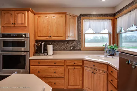 10777 W Cutler Rd, Eagle, MI 48822 photo 12