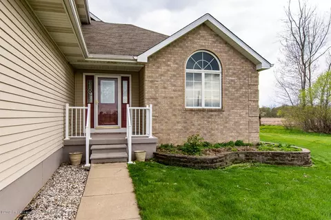 10777 W Cutler Rd, Eagle, MI 48822 photo 4