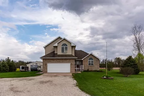 10777 W Cutler Rd, Eagle, MI 48822 photo 2