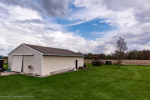 10777 W Cutler Rd, Eagle, MI 48822 photo 8