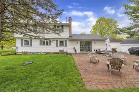 4237 Whitby Ln, Bath, MI 48808 photo 33