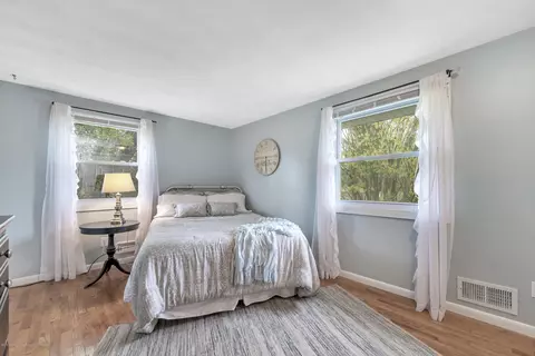 4237 Whitby Ln, Bath, MI 48808 photo 21