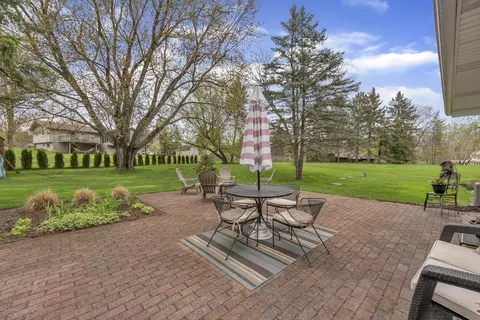 4237 Whitby Ln, Bath, MI 48808 photo 35