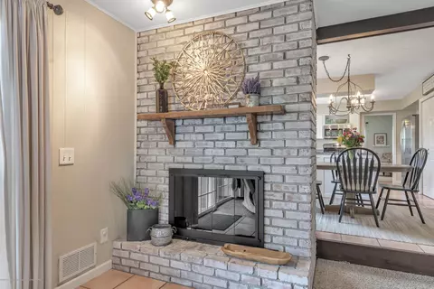 4237 Whitby Ln, Bath, MI 48808 photo 16