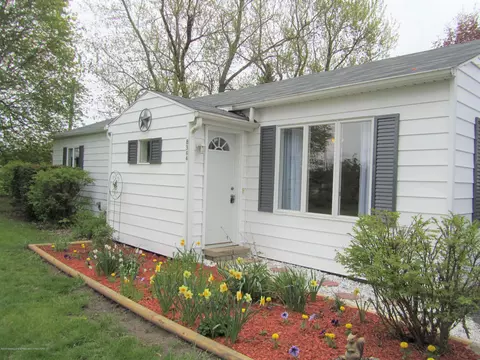 8344 E M 21, Ovid, MI 48866 photo 1