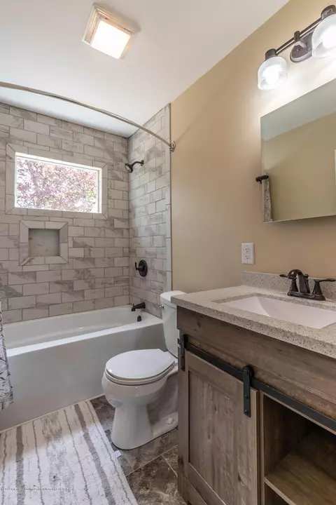 8344 E M 21, Ovid, MI 48866 photo 26