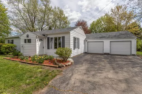 8344 E M 21, Ovid, MI 48866 photo 2