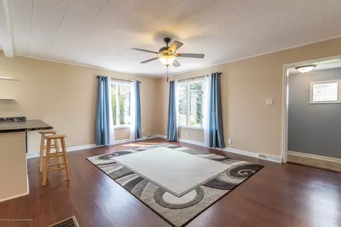 8344 E M 21, Ovid, MI 48866 photo 4