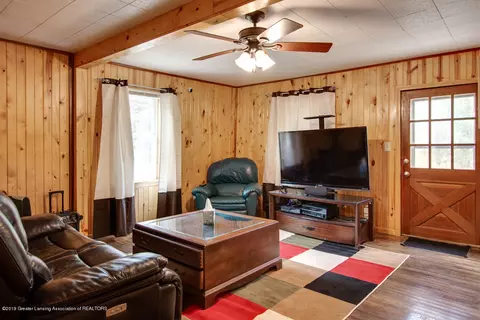 11673 Upton Rd, Bath, MI 48808 photo 6