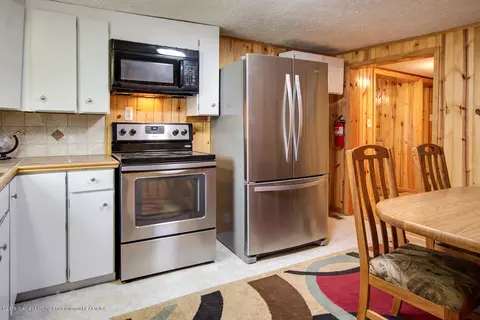 11673 Upton Rd, Bath, MI 48808 photo 3