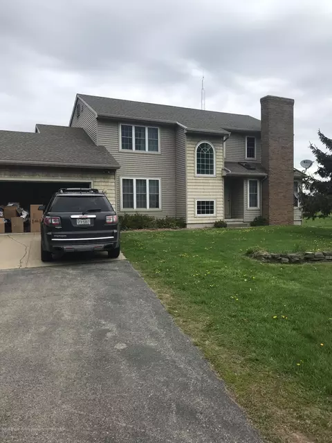 9213 Coleman Rd, Haslett, MI 48840 photo 1