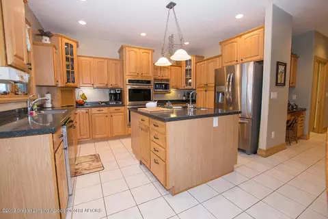13185 S Wright Rd, Eagle, MI 48822 photo 8