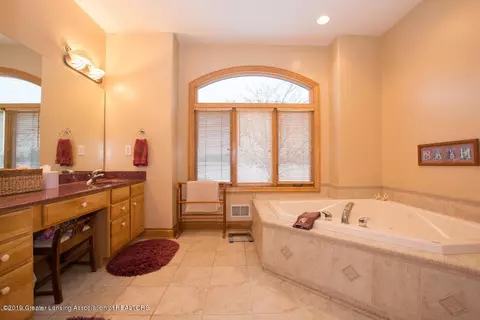 13185 S Wright Rd, Eagle, MI 48822 photo 11