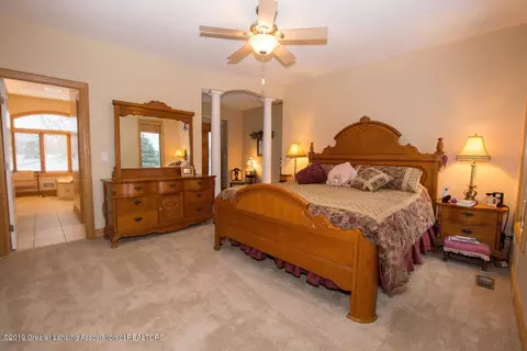 13185 S Wright Rd, Eagle, MI 48822 photo 10