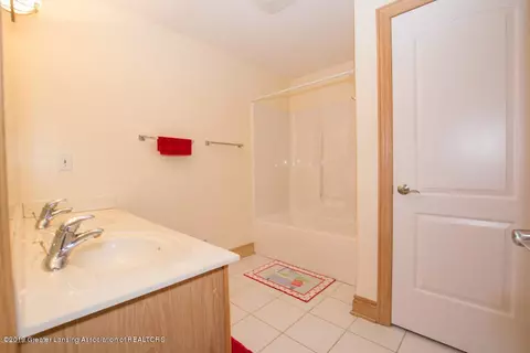 13185 S Wright Rd, Eagle, MI 48822 photo 16