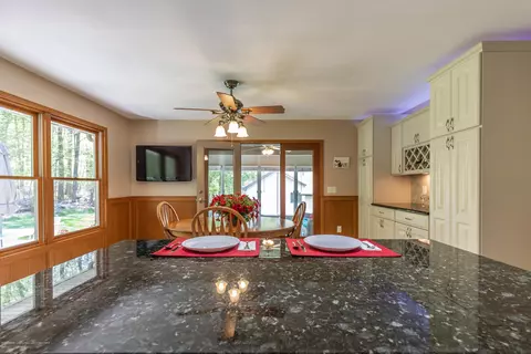 809 Birchwood, Dewitt, MI 48820 photo 6