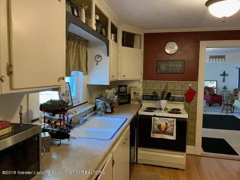 320 N Jeffery Ave, Ithaca, MI 48847 photo 7