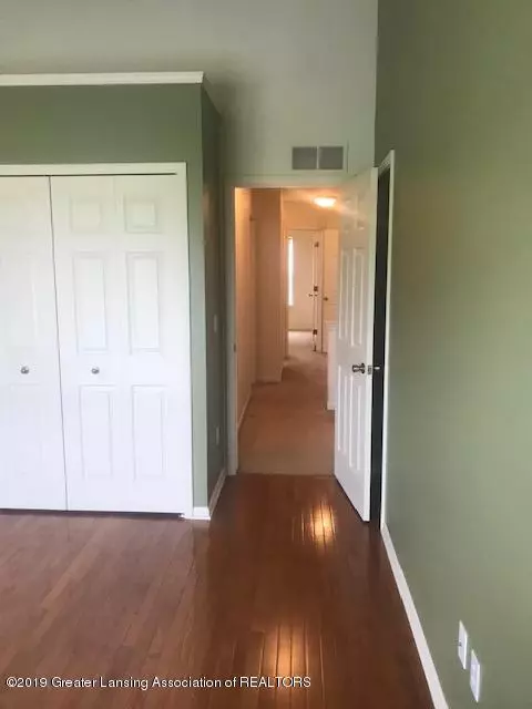 2185 Knotty Pine Trl, Howell, MI 48855 photo 5