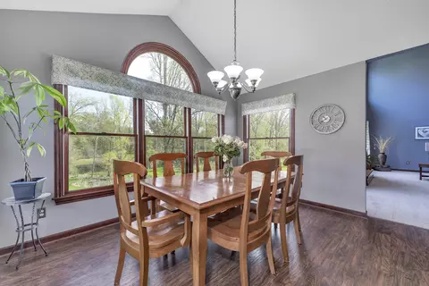 504 W Dill Dr, Dewitt, MI 48820 photo 11