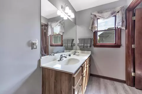 504 W Dill Dr, Dewitt, MI 48820 photo 34