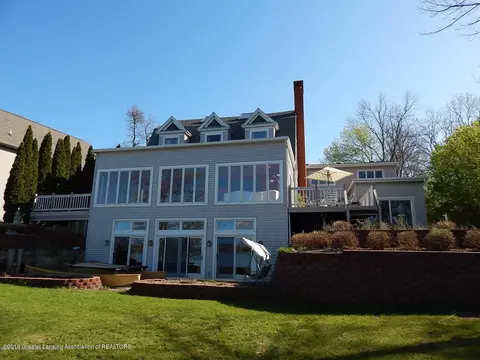 6375 E Reynolds, Haslett, MI 48840 photo 3