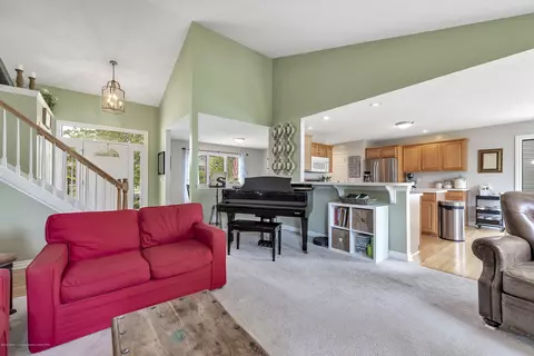 2209 Cedar Bnd, Holt, MI 48842 photo 14