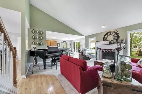 2209 Cedar Bnd, Holt, MI 48842 photo 11