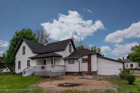 124 E Polly St, Perry, MI 48872 photo 4