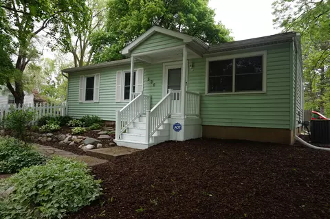 500 Sprucewood Ave, Lansing, MI 48910 photo 2
