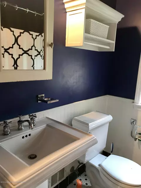 203 Kipling Blvd, Lansing, MI 48912 photo 13