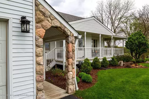 11750 Clark Rd, Eagle, MI 48822 photo 3