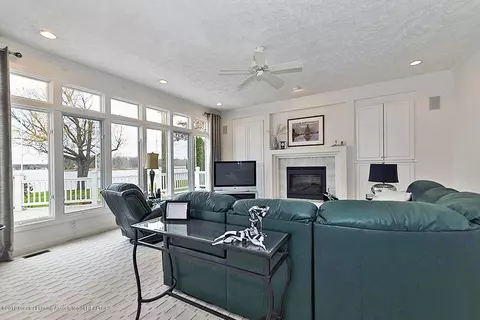 1340 Hickory Is, Haslett, MI 48840 photo 10