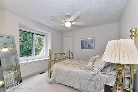 1340 Hickory Is, Haslett, MI 48840 photo 33