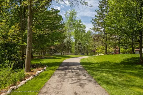 6393 Green Rd, Haslett, MI 48840 photo 60