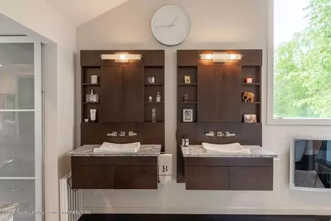 6393 Green Rd, Haslett, MI 48840 photo 32