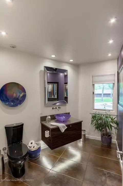 6393 Green Rd, Haslett, MI 48840 photo 23