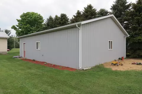8657 E Maple Rapids Rd, Elsie, MI 48831 photo 38