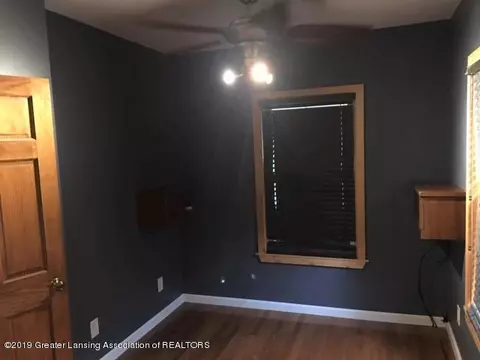 1802 Ada St, Lansing, MI 48910 photo 8