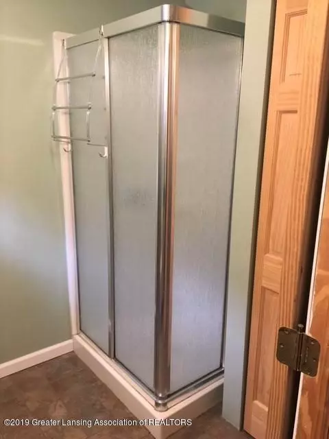 1802 Ada St, Lansing, MI 48910 photo 13