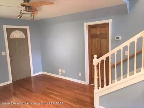 1802 Ada St, Lansing, MI 48910 photo 3